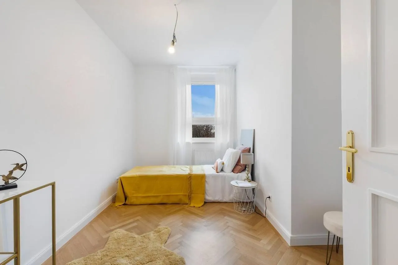 Luxury Living Schloss Belvedere Vienna 0*,